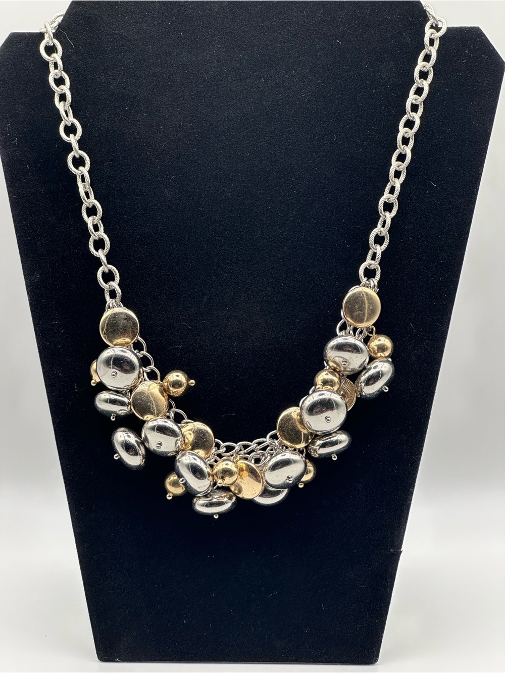 Vintage Silver and Gold Tone Cluster Bib Necklace Mixed Metal Chunky Chain - Picture 6 of 6